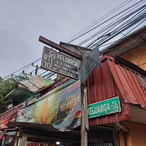 Kebakaran di kawasan Jalan Bung Tomo