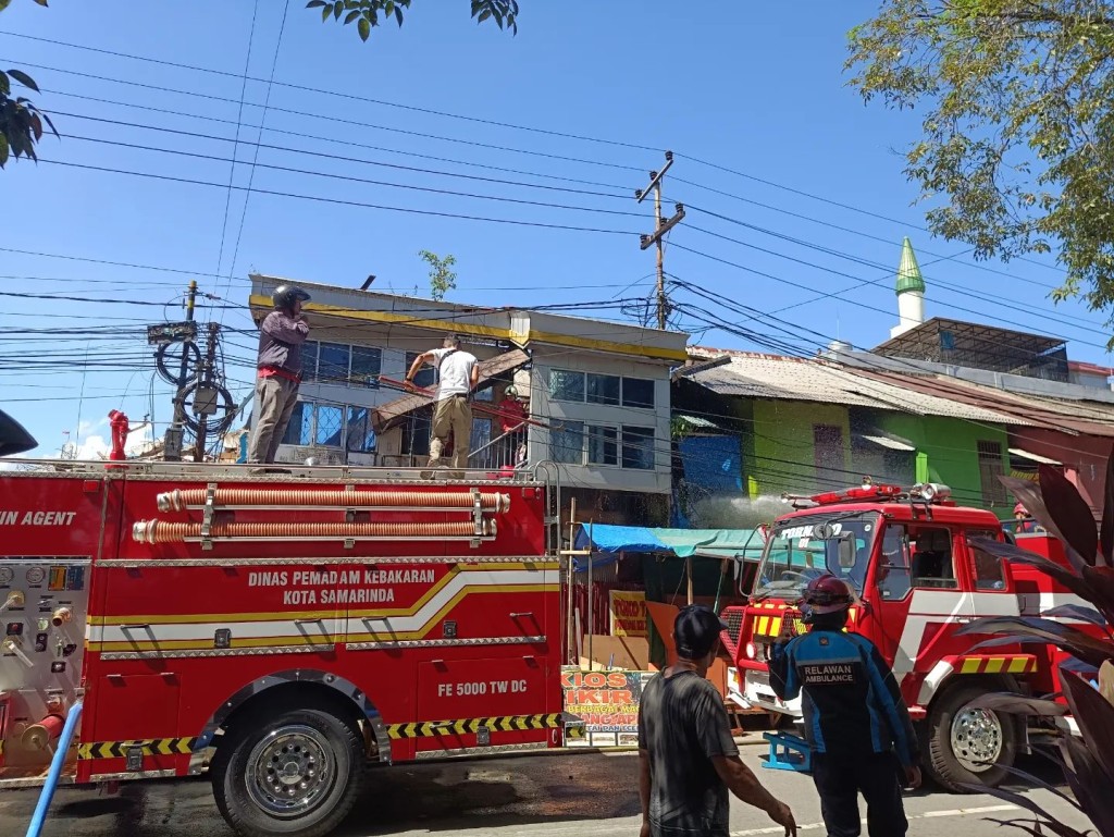 Kebakaran di Jalan Gajah Mada