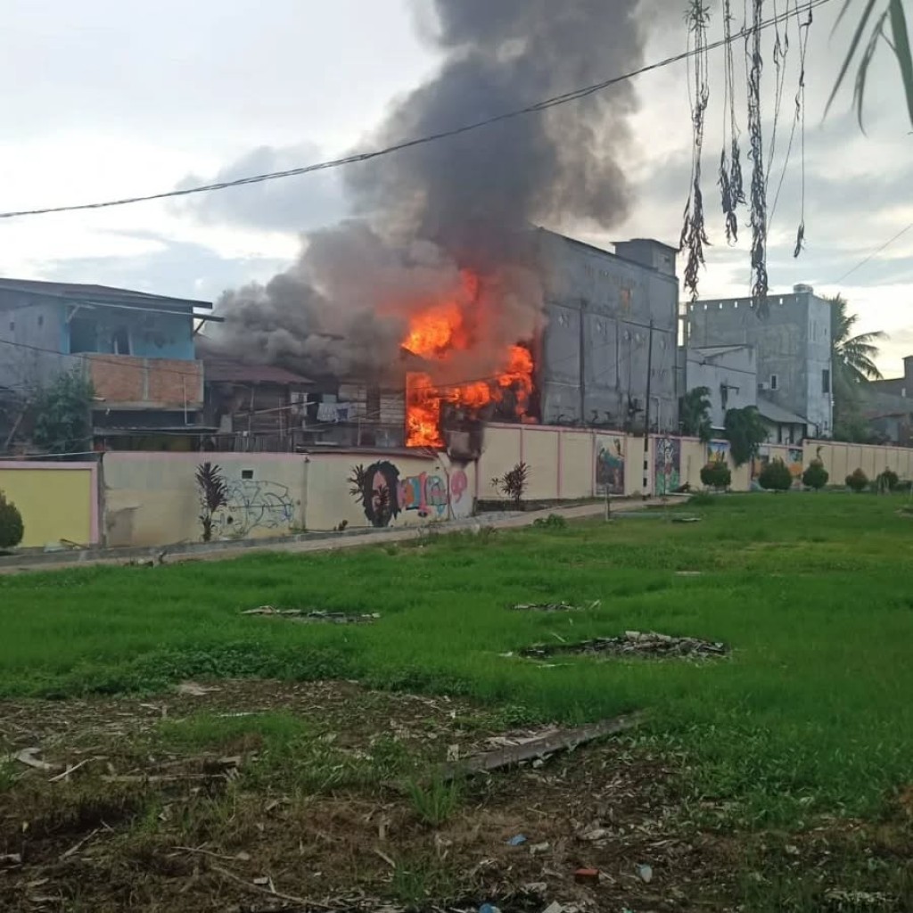 Kebakaran di Jalan Kemakmuran