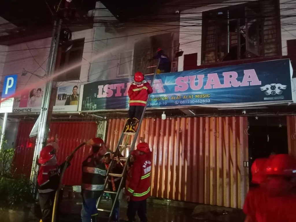 Kebakaran di Jalan P. Batur