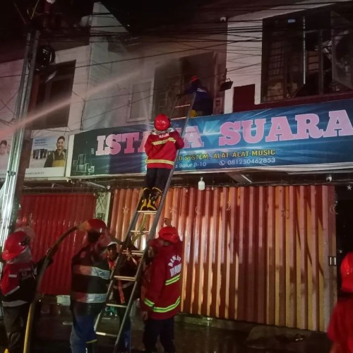 Kebakaran di Jalan P. Batur