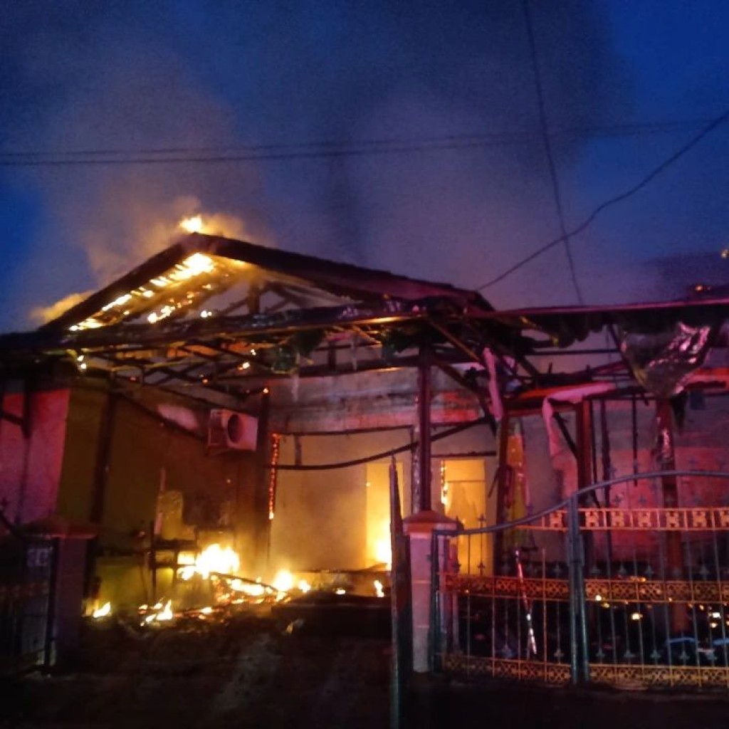 Kebakaran di Jalan Suwandi
