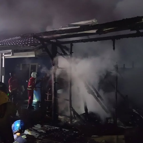 Kebakaran di Jalan Toyib Hadiwijaya