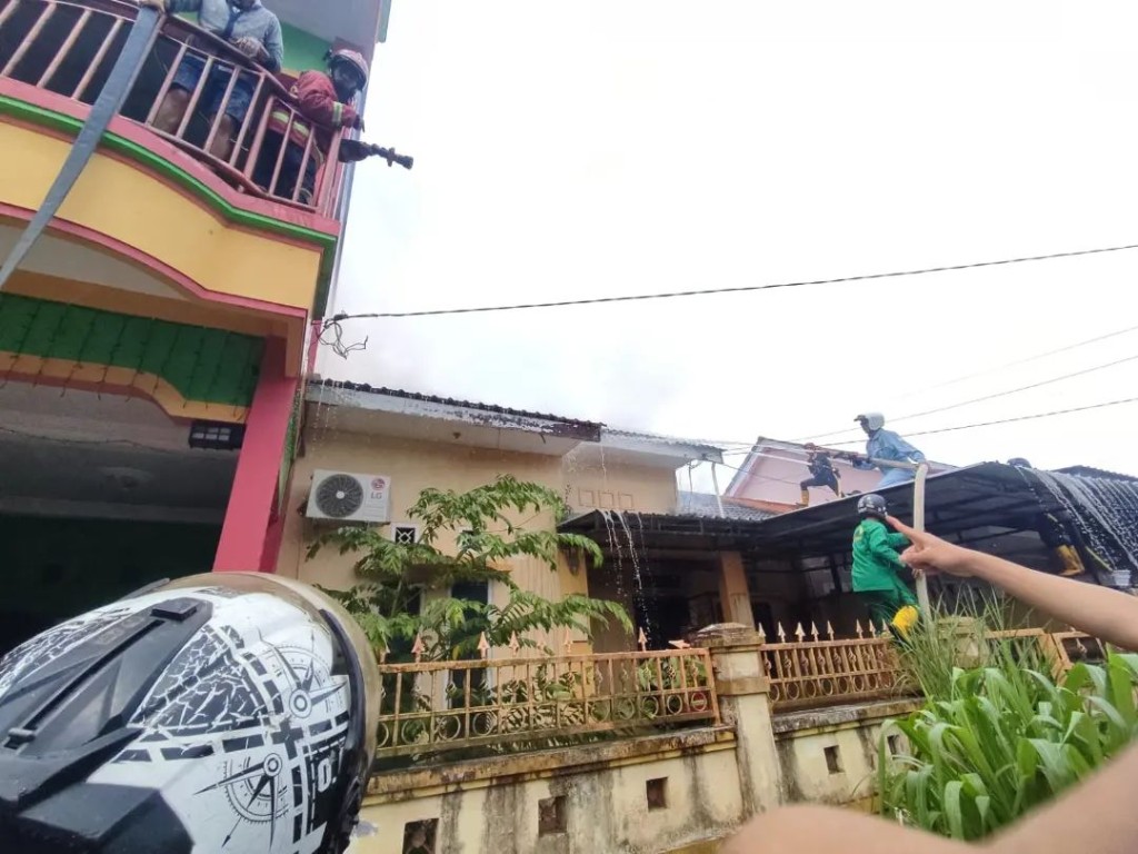 Kebakaran di Perum Arisco