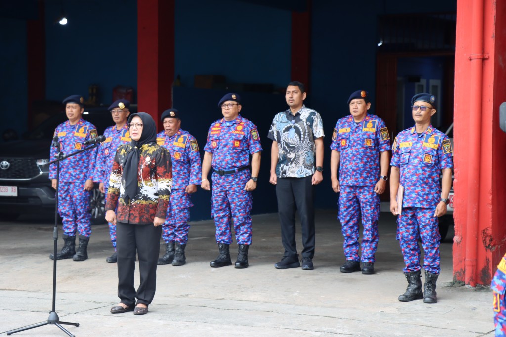 Disdamkarmat Samarinda Gelar Apel Gabungan Rutin dan Deteksi Dini Penyalahgunaan Narkoba bersama BNNK Samarinda