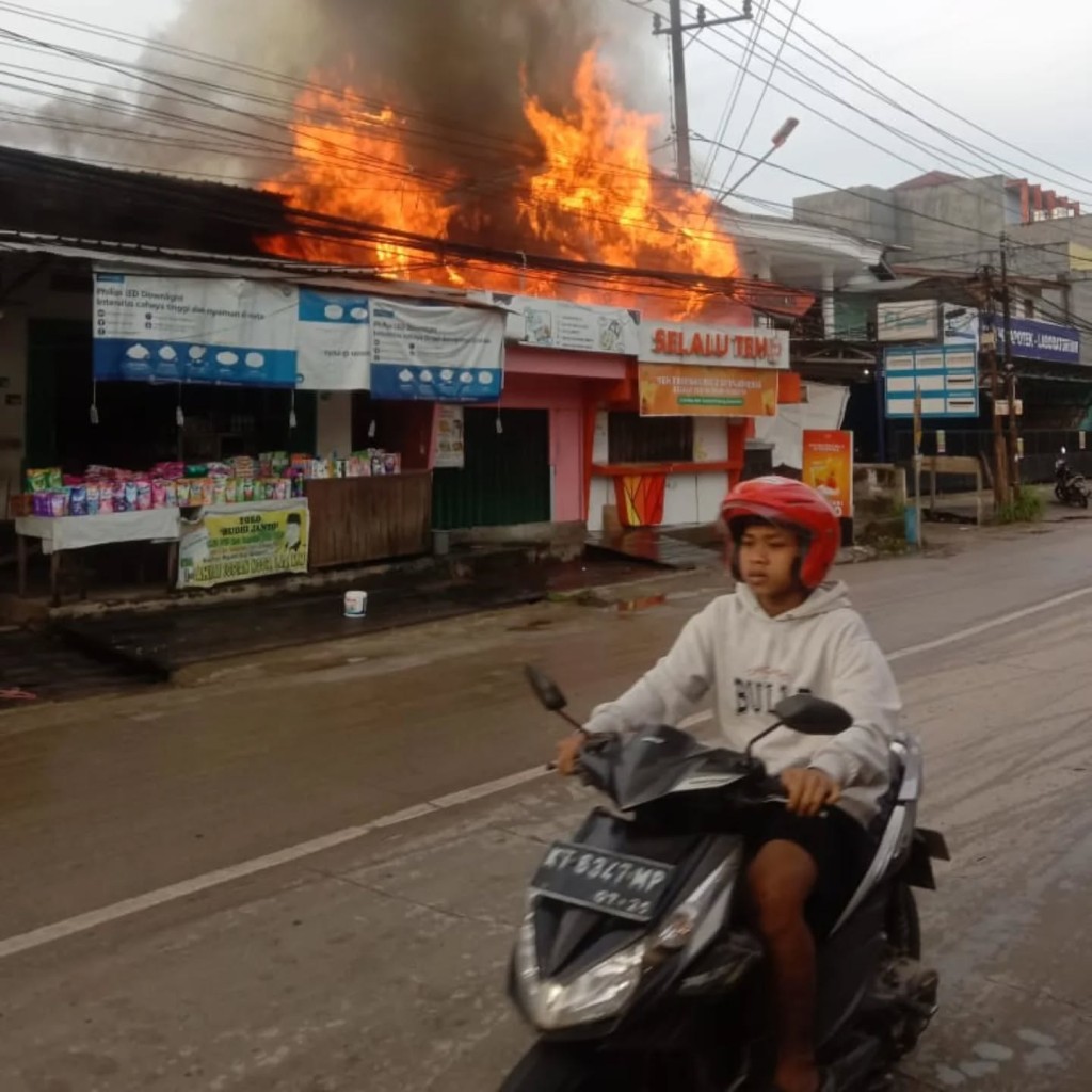 Kebakaran di Jalan Gerilya