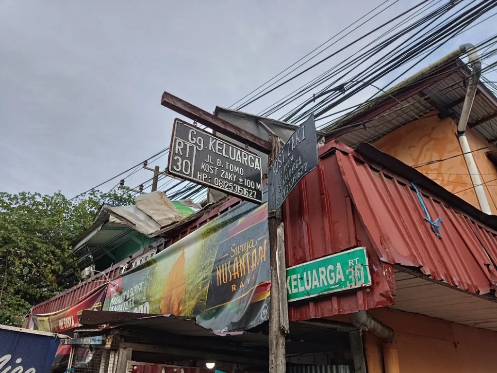 Kebakaran di kawasan Jalan Bung Tomo