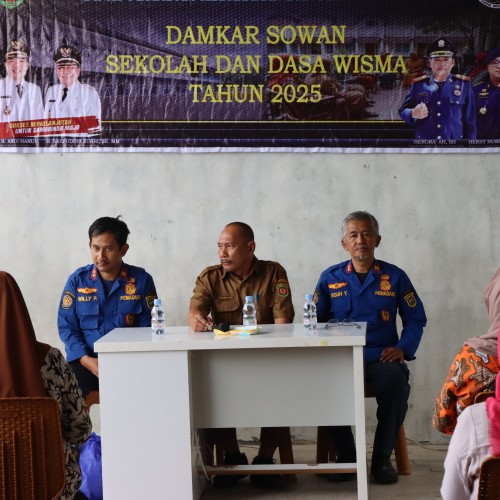 Disdamkarmat Samarinda gelar kegiatan Damkar Sowan Sekolah dan Dasa Wisma di Kelurahan Air Putih