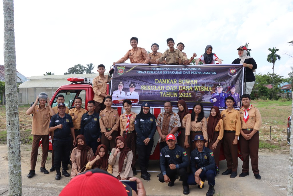 Damkar Sowan Sekolah dan Dasawisma di SMA 6 Samarinda