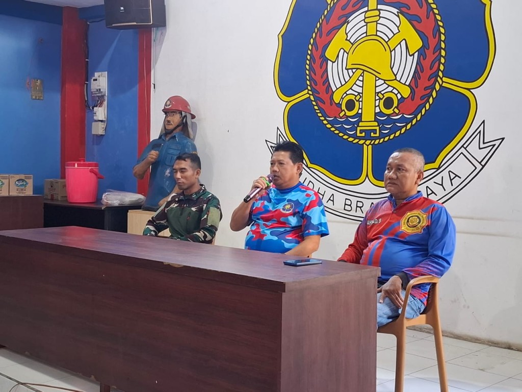 Disdamkarmat Gelar Kegiatan Pelatihan Samapta dan Kekompakan Tim